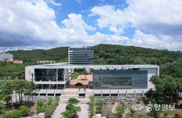 천안시청 전경.