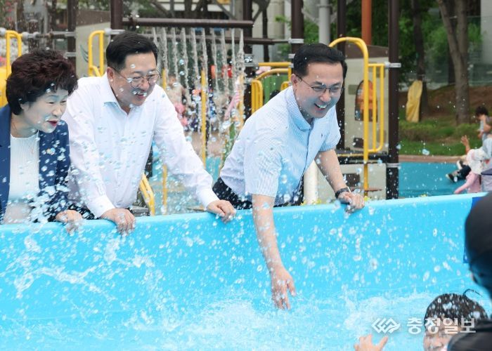 박희조 대전 동구청장, ‘용수골 어린이공원’ 물놀이장 개장식 참석