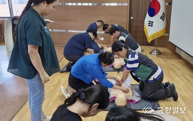 태안교육지원청, 을지연습 연계 심폐소생술 및 응급처치 교육 시행