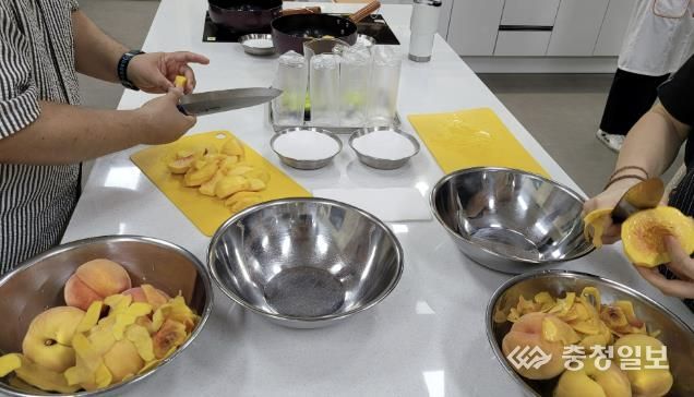 충주시, 농산물 가공체험교육 ‘복숭아 Week’ 진행