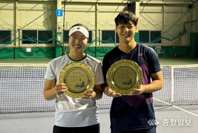 오른쪽 김근준 선수