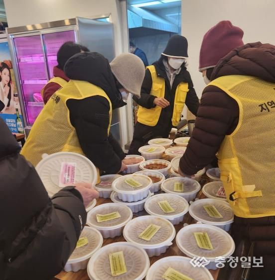 세종시 도담동, 저소득층 어르신에 무료식사 제공