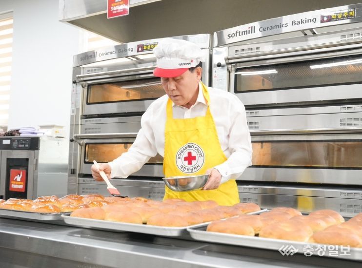 충남교육청, 직원들 직접 구운 단팥빵으로 따뜻한 온기 전해