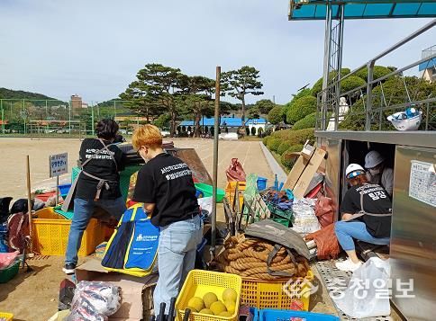 서산교육지원청 학교지원센터, 부성초 체육실 정리 지원실시