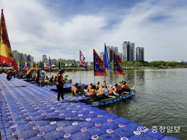 제2회 충무공 이순신장군배 전국 노젓기 대회 행사 모습