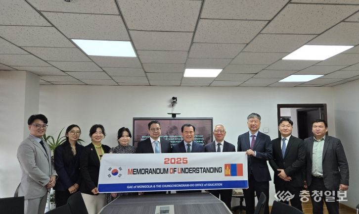 양해각서 체결후 기념촬영